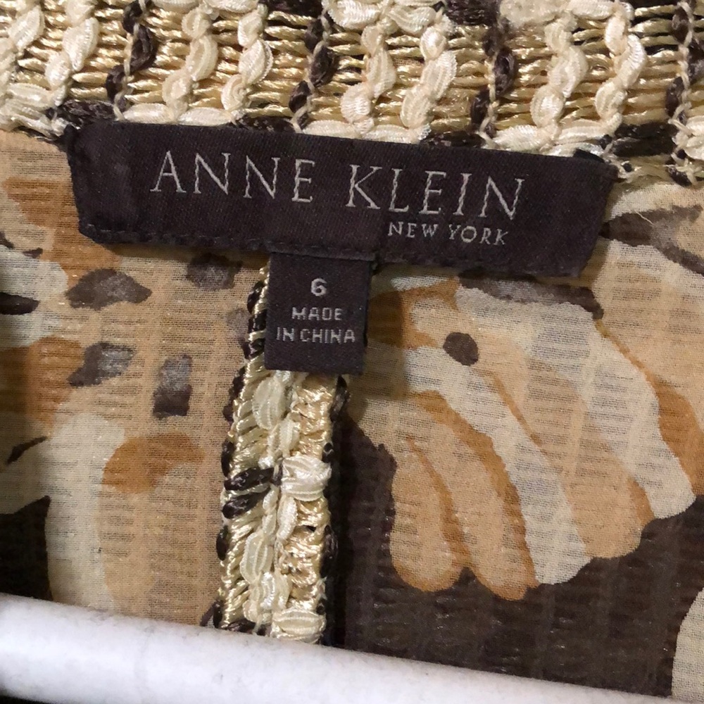 Jacket - Picture 3 of 4